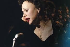 Edith Piaf 傳記電影 <b><i>La Vie En Rose</i></b>
