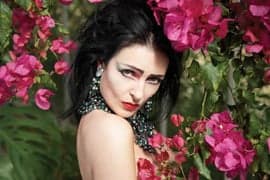 Siouxsie 推出首張個人大碟