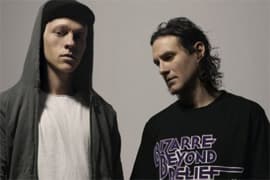 UNKLE 帶來 <b><i>More Stories</i></b>